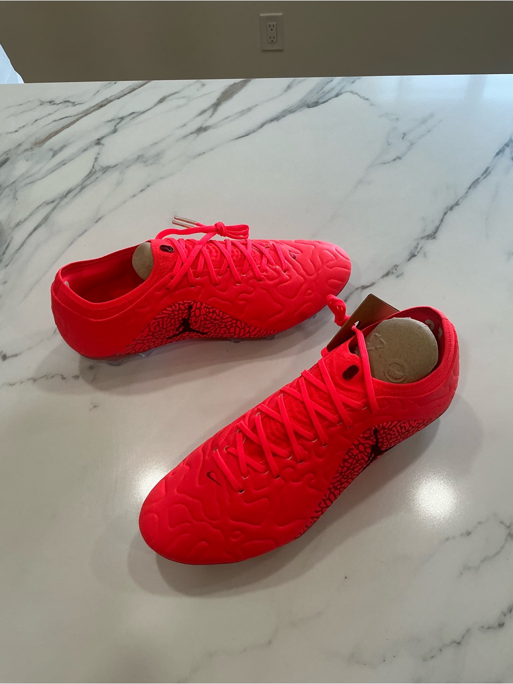 Special Edition Jordan Tiempo Maestro Lite Fg Se Neon Coral Soccer Cleats